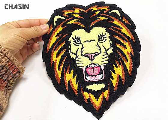 Китай Изготовленные на заказ животные заплаты вышивки синеля льва для задняя часть с куртки „ завод